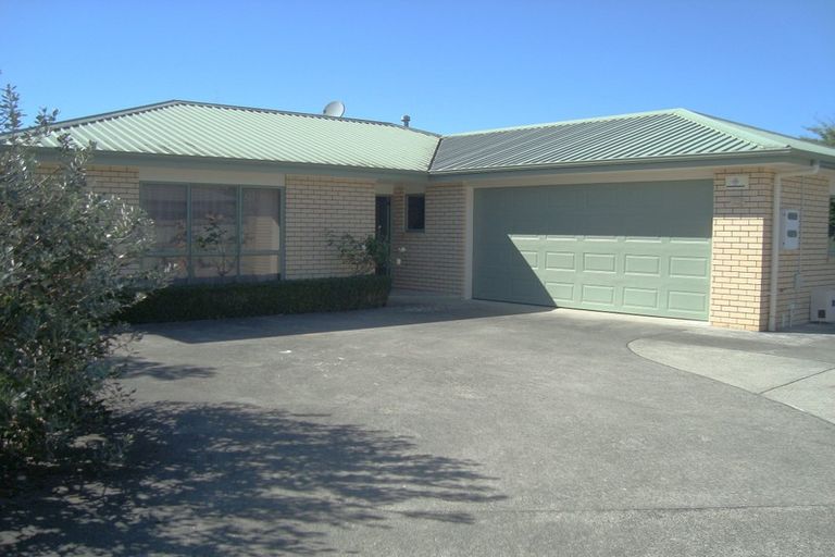 Photo of property in 8 Guildford Place, Rototuna North, Hamilton, 3210