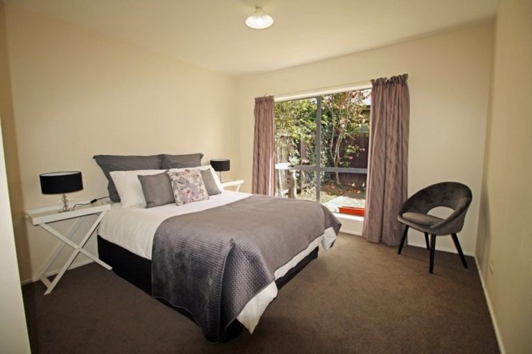 Photo of property in 2/27 Hendon Street, Edgeware, Christchurch, 8013