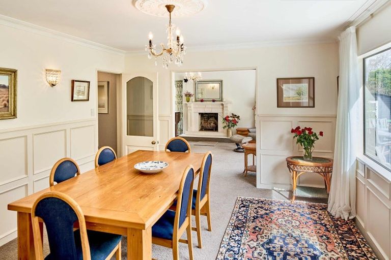 Photo of property in 2 Lady Bell Grove, Lowry Bay, Lower Hutt, 5013