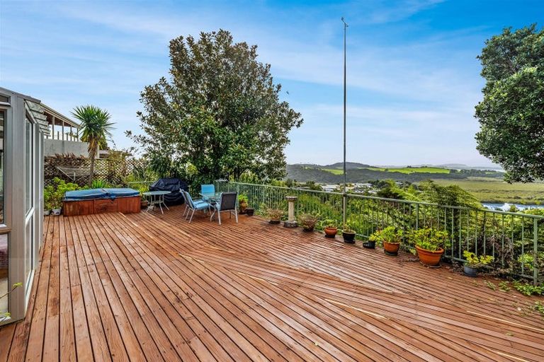 Photo of property in 38 Goffe Drive, Haruru, 0204