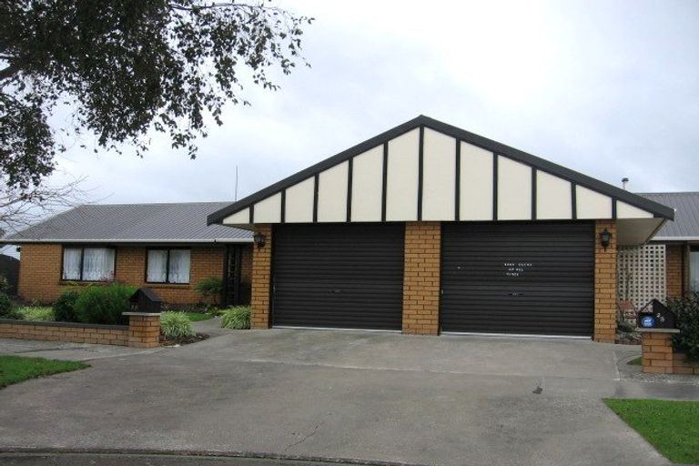 Photo of property in 26 Colonial Place, Kelvin Grove, Palmerston North, 4414