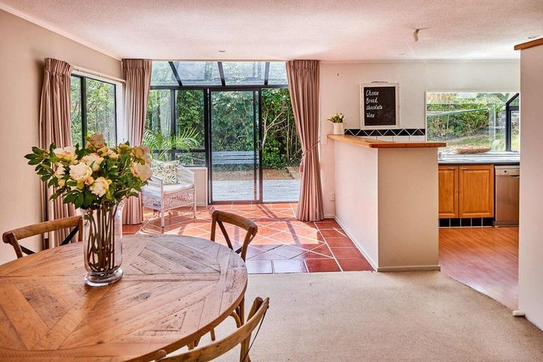 Photo of property in 1/30 Sailmaker Close, Whitby, Porirua, 5024