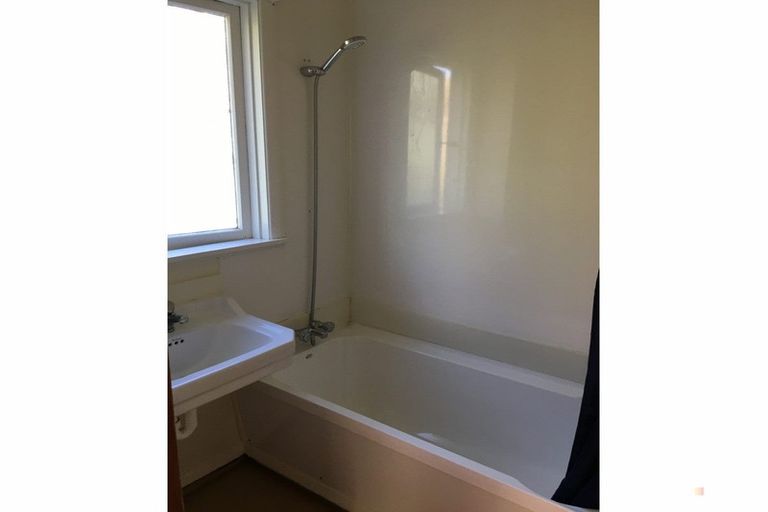 Photo of property in 76-76a Canada Street, Watlington, Timaru, 7910