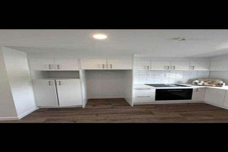 Photo of property in 11a Welby Place, Mangere, Auckland, 2022