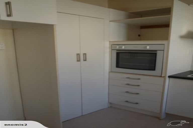 Photo of property in 1/76 Cambridge Terrace, Waterloo, Lower Hutt, 5011