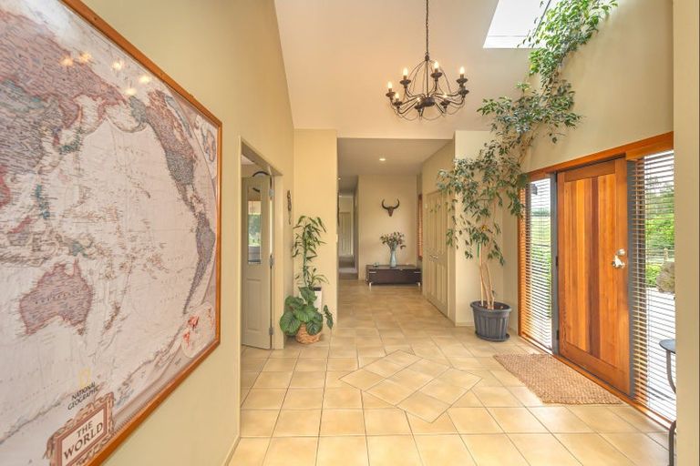 Photo of property in 100 Lea Grove, Levin, 5572