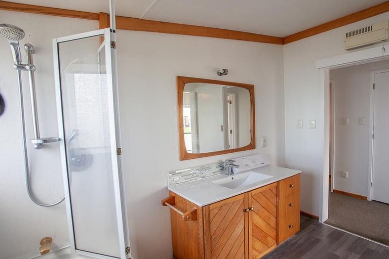 Photo of property in 44 Park Lane, Waitara, 4320