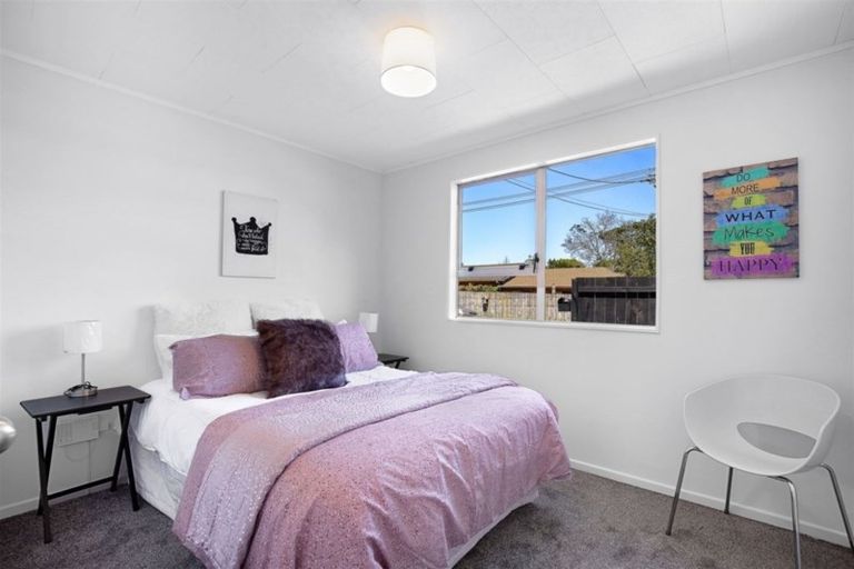 Photo of property in 25a Daytona Road, Henderson, Auckland, 0610