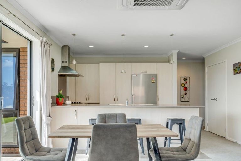 Photo of property in 4 Mooring Close, Haruru, 0204