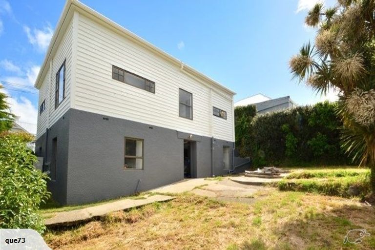 Photo of property in 32 Galloway Street, Mornington, Dunedin, 9011