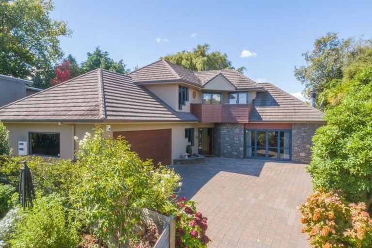 Photo of property in 2/12 Sunset Street, Hilltop, Taupo, 3330