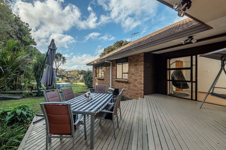 Photo of property in 34 Kereru Grove, Greenhithe, Auckland, 0632