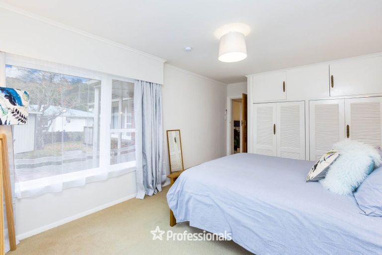Photo of property in 7 Kapuranga Grove, Stokes Valley, Lower Hutt, 5019