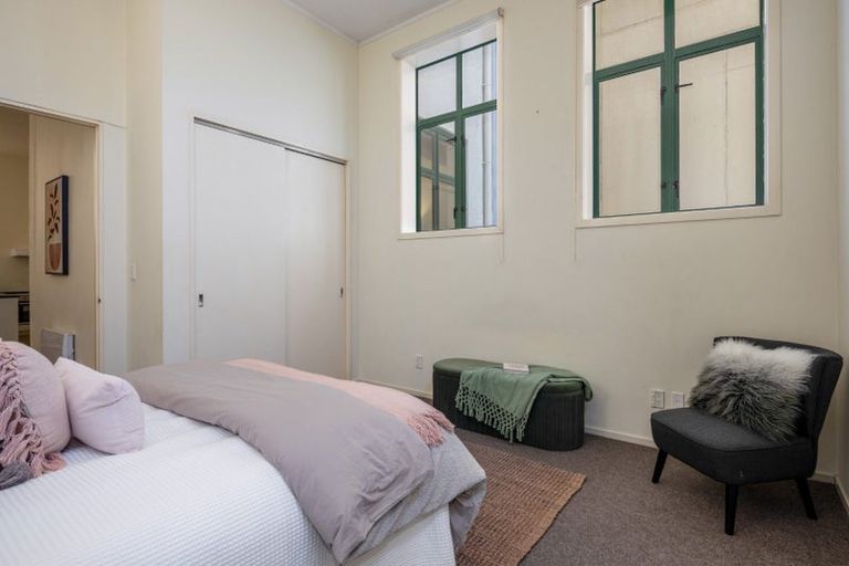 Photo of property in Tennyson Apartments, 18/25 Tennyson Street, Te Aro, Wellington, 6011