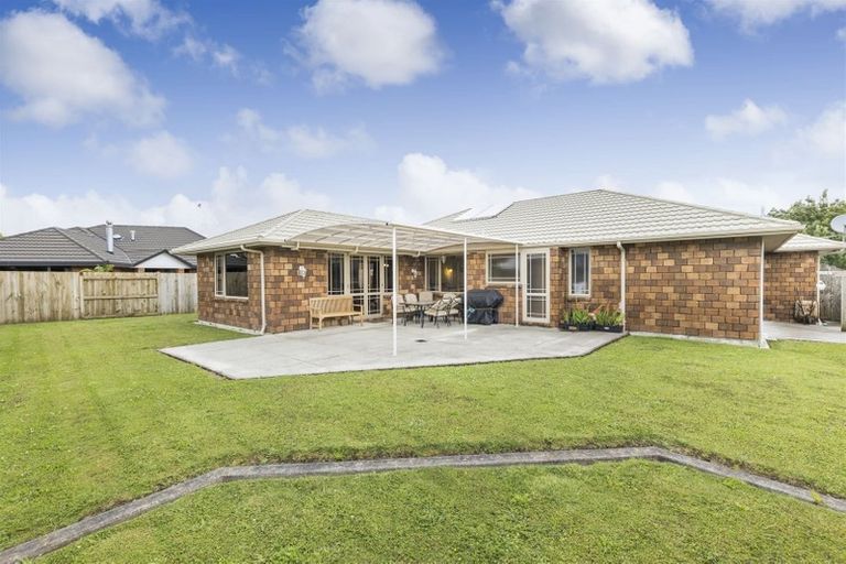 Photo of property in 11 Brookside Close, Highbury, Palmerston North, 4412