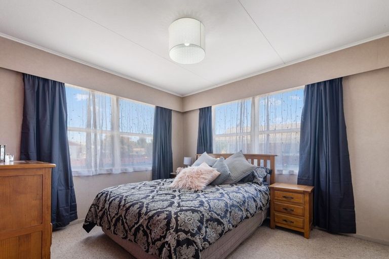 Photo of property in 12 Deborah Place, Mangakakahi, Rotorua, 3015