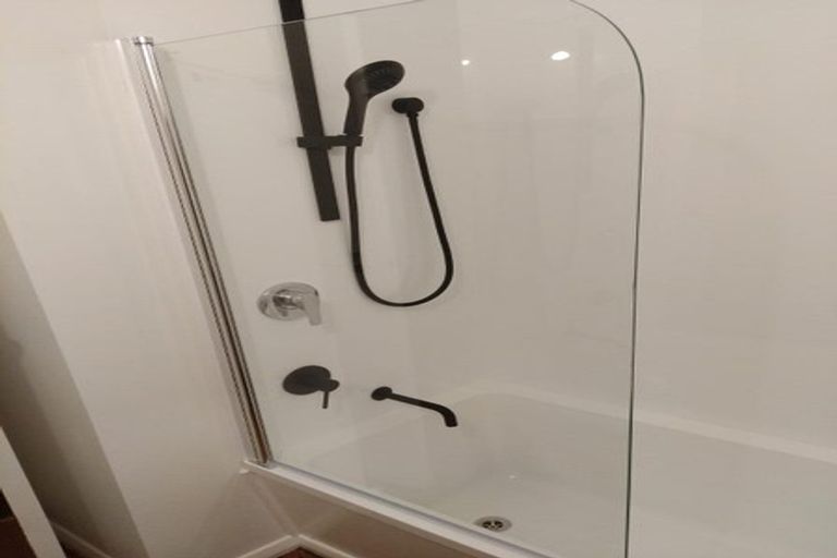 Photo of property in 131a Normandale Road, Normandale, Lower Hutt, 5010