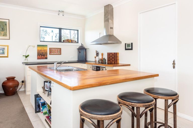 Photo of property in 16 Diana Avenue, Mangapapa, Gisborne, 4010