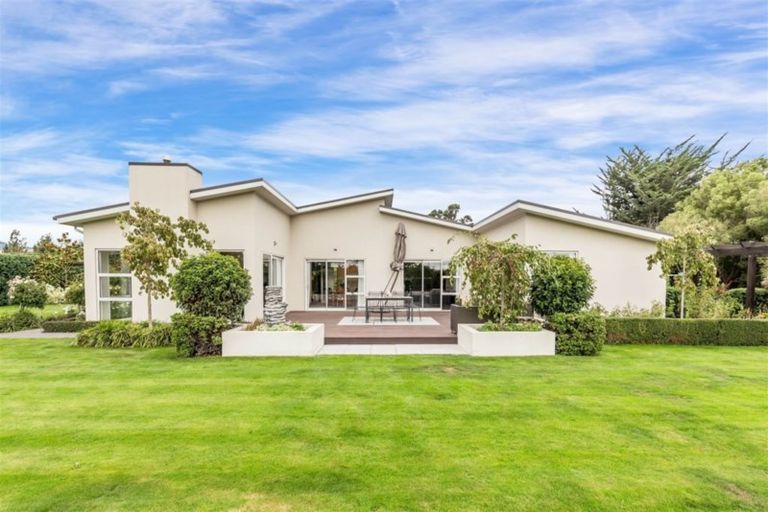 Photo of property in 132 Mcdrurys Road, Halswell, Christchurch, 7674