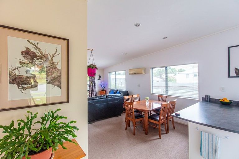 Photo of property in 3 Vincent Drive, Levin, 5510