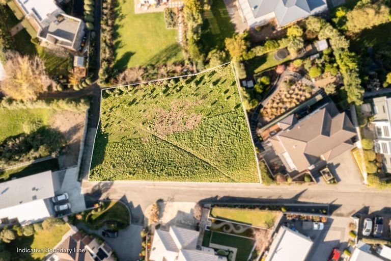 Photo of property in 7 Sasaram Lane, Cashmere, Christchurch, 8022