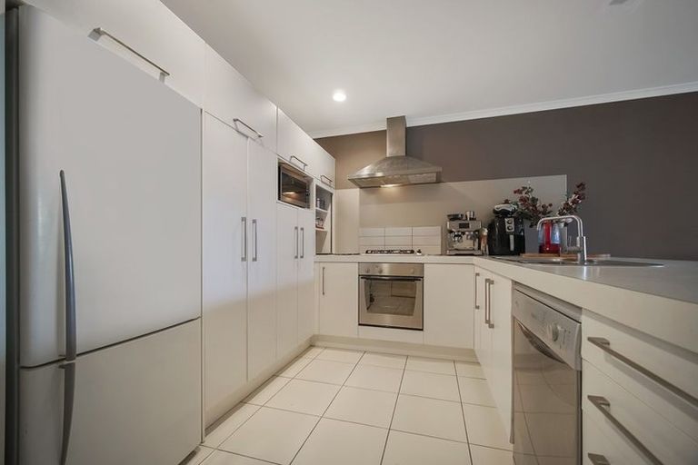 Photo of property in 12 Figaro Crescent, Takanini, 2112
