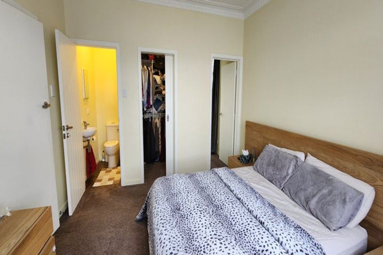 Photo of property in 32 Grove Street, Saint Kilda, Dunedin, 9012