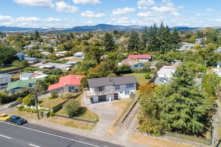 Photo of property in 260 Sunset Road, Sunnybrook, Rotorua, 3015