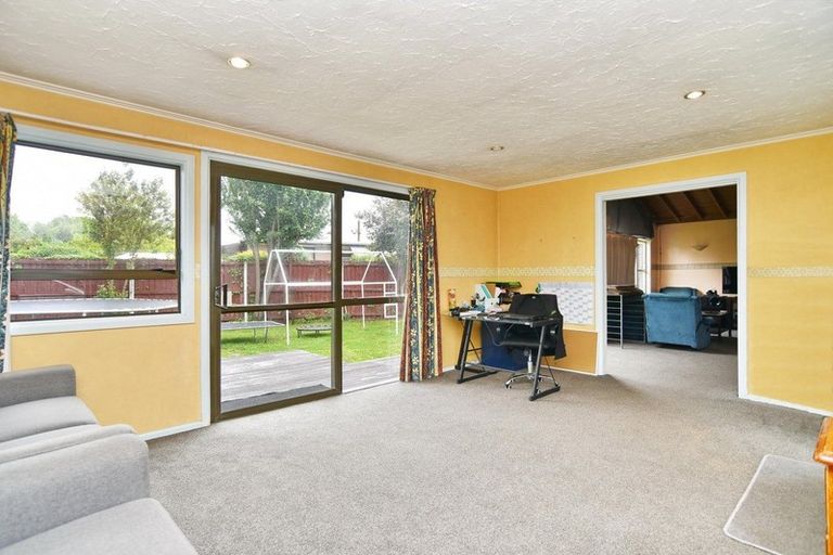 Photo of property in 22 Wingate Street, Redwood, Christchurch, 8051