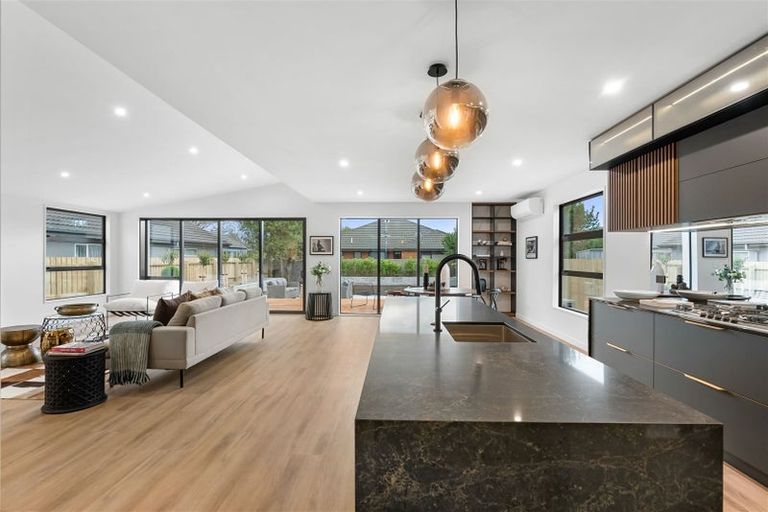 Photo of property in 49b Jeffreys Road, Bryndwr, Christchurch, 8052