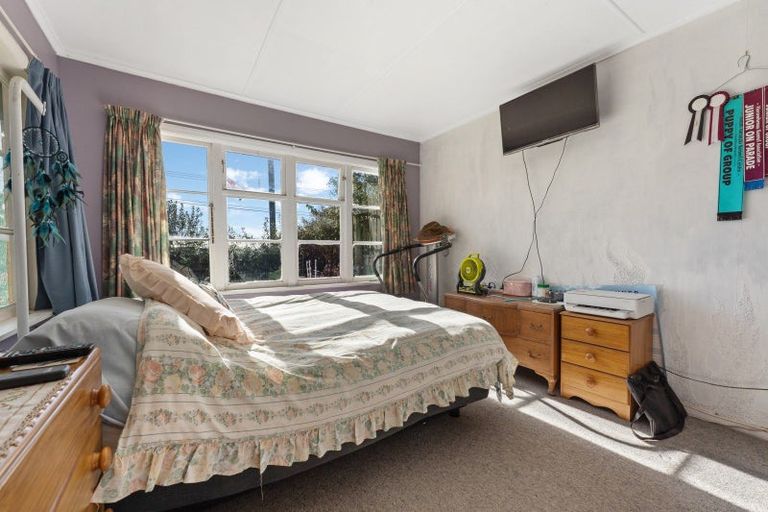Photo of property in 78 Tararua Road, Levin, 5571