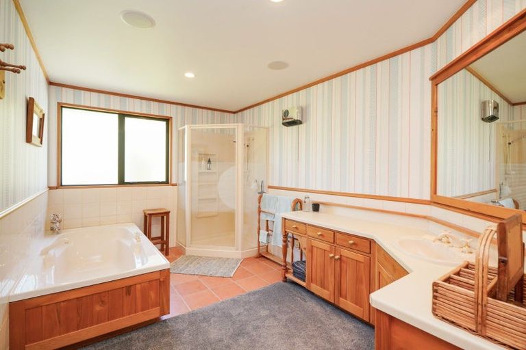 Photo of property in 24 Spence Avenue, Otatara, Invercargill, 9879