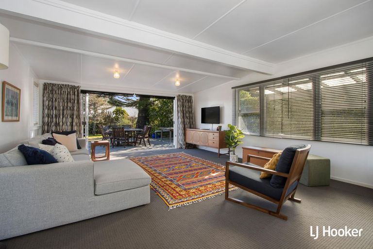 Photo of property in 84 Seaforth Road, Waihi Beach, 3611