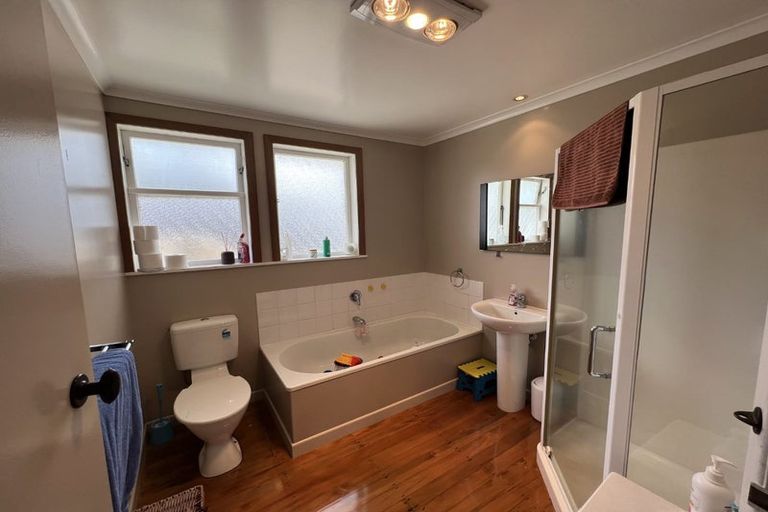 Photo of property in 12 Aspiring Crescent, Chartwell, Hamilton, 3210