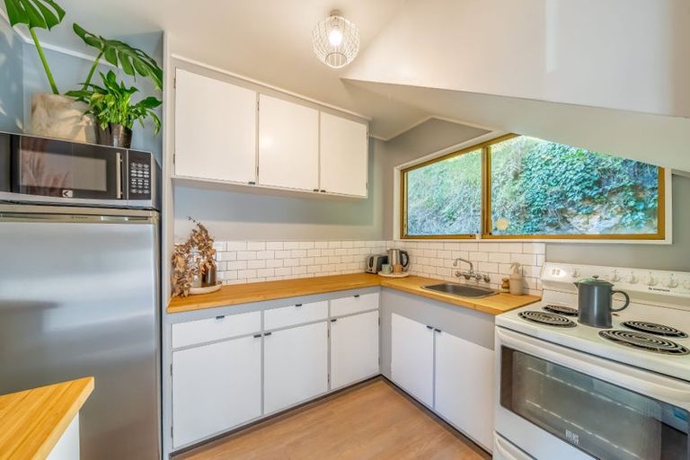 Photo of property in 33b Cleary Street, Waterloo, Lower Hutt, 5011