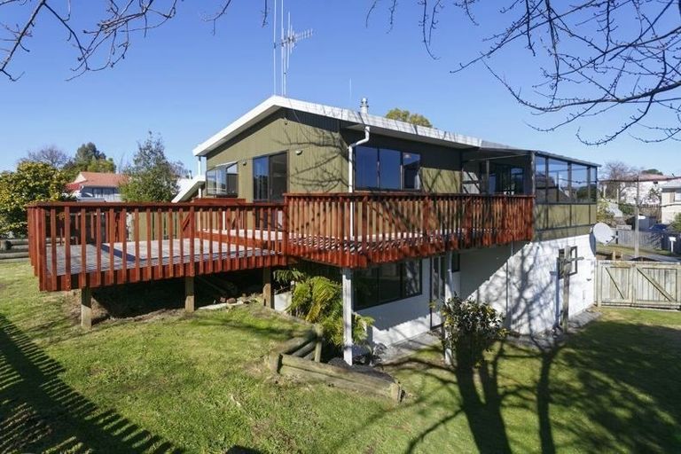Photo of property in 11 Wembley Place, Richmond Heights, Taupo, 3330