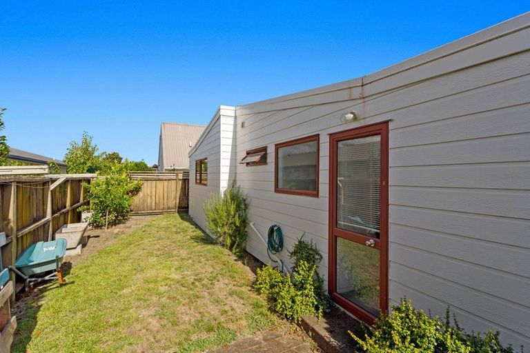 Photo of property in 19b James Street, Mangere East, Auckland, 2024