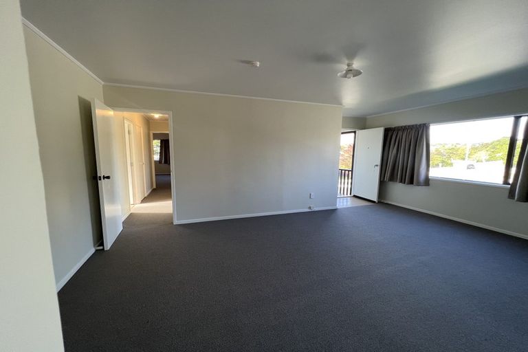 Photo of property in 2 West Harbour Drive, West Harbour, Auckland, 0618