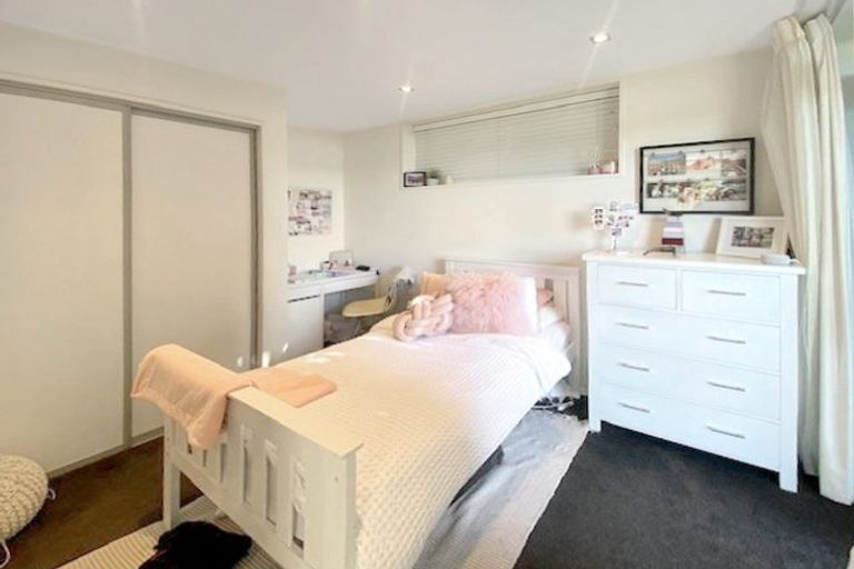 Photo of property in 156 Major Hornbrook Road, Mount Pleasant, Christchurch, 8081