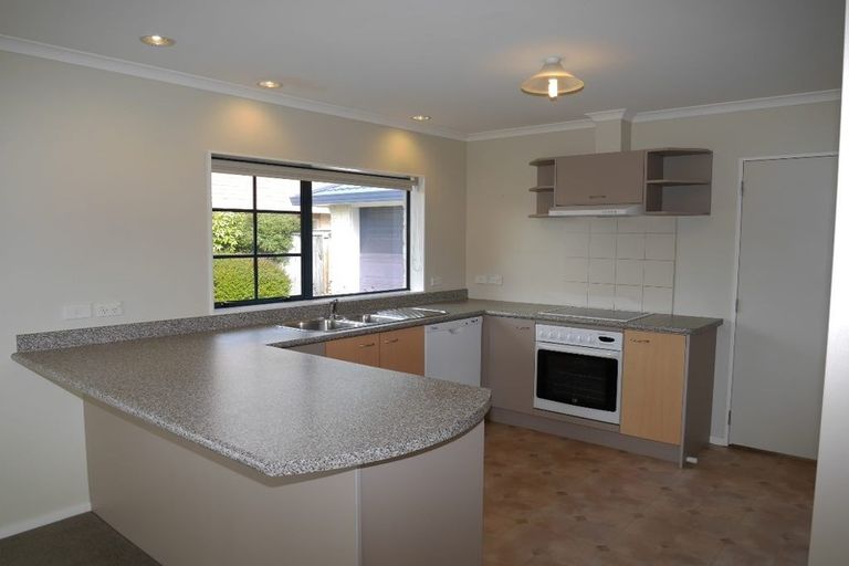 Photo of property in 108 Weggery Drive, Waikanae Beach, Waikanae, 5036