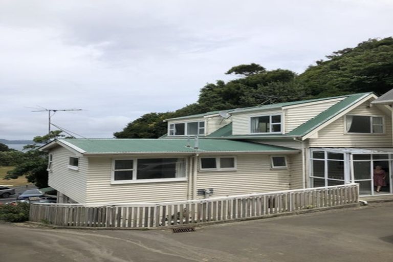 Photo of property in 39 Onslow Road, Khandallah, Wellington, 6035