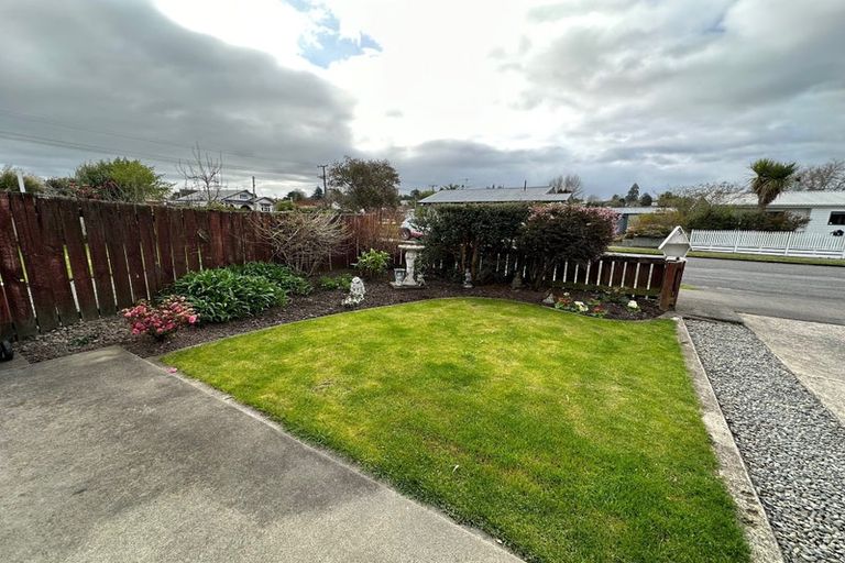 Photo of property in 2 Keir Crescent, Lansdowne, Masterton, 5810