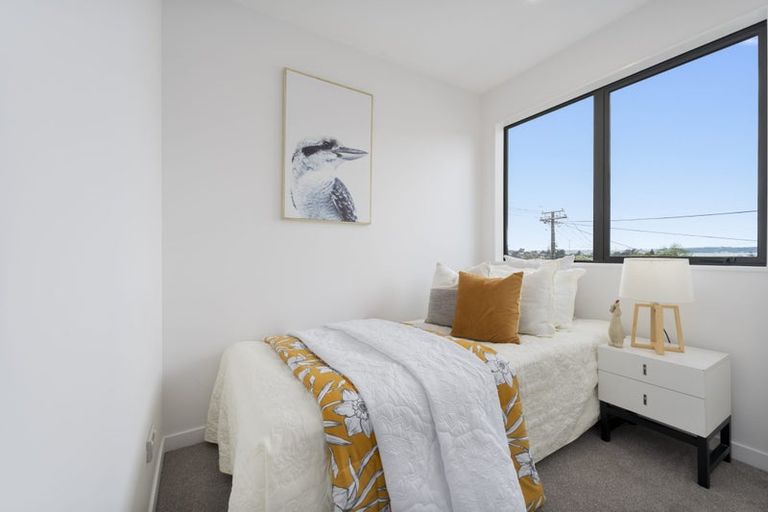 Photo of property in 31 Tiroroa Avenue, Te Atatu South, Auckland, 0610