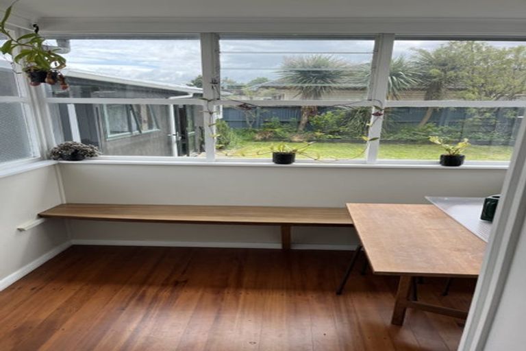 Photo of property in 12 Isobel Street, Fairy Springs, Rotorua, 3015
