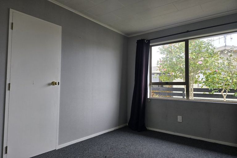 Photo of property in 15 Leeton Drive, Waipukurau, 4200