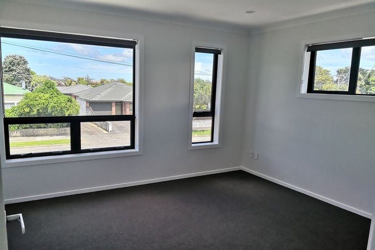 Photo of property in 1b Porutu Street, Fairfield, Lower Hutt, 5011