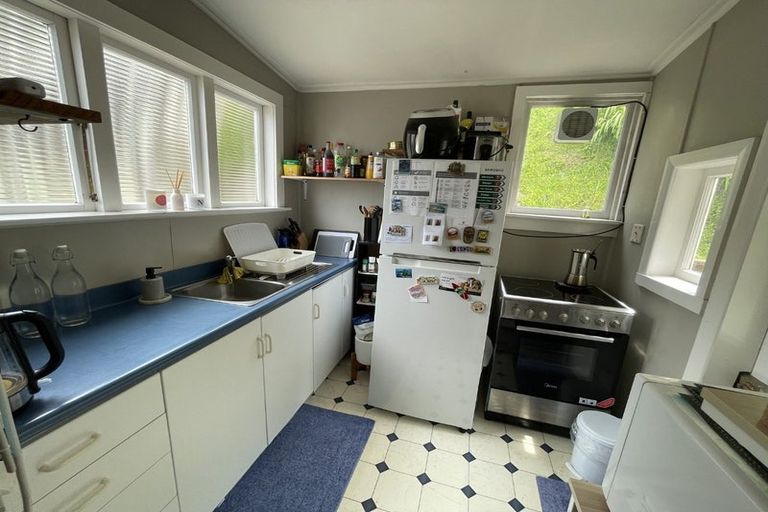 Photo of property in 12a Freeling Street, Island Bay, Wellington, 6023