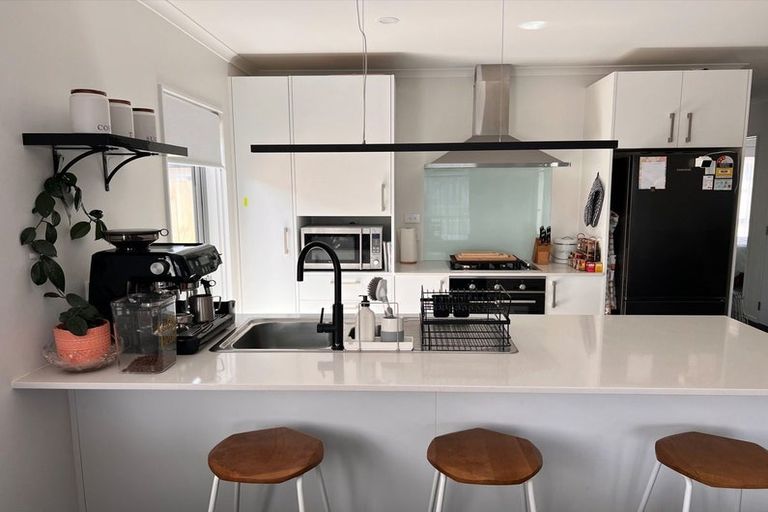 Photo of property in 21 Kutukutu Street, Takanini, 2112