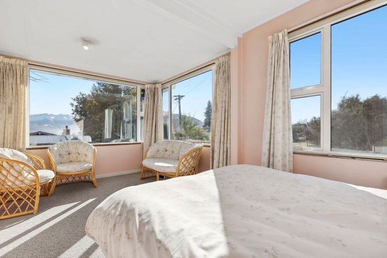Photo of property in 21 Aubrey Road, Wanaka, 9305
