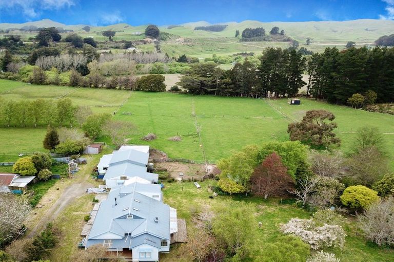 Photo of property in 71 Stanly Street, Eketahuna, 4900